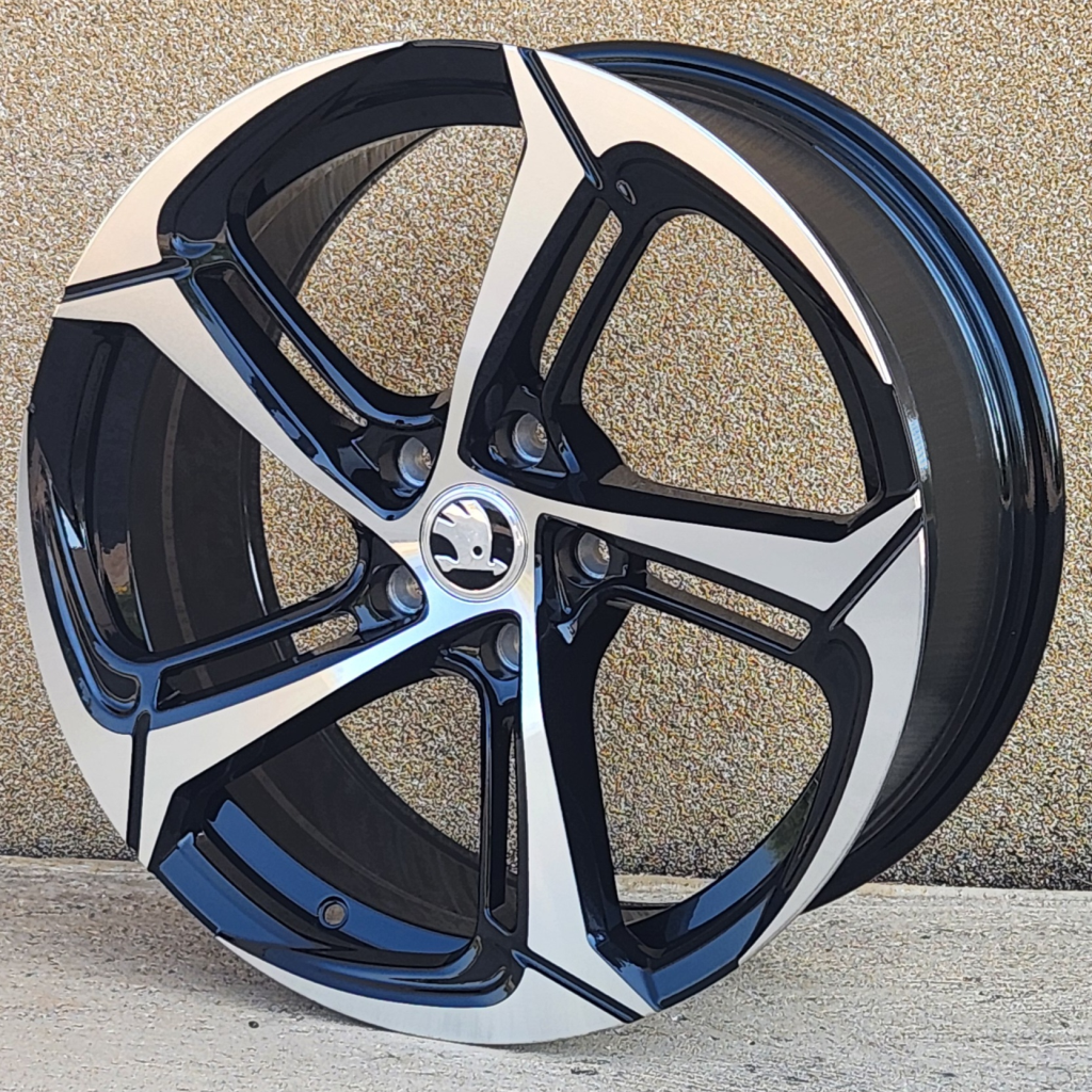 17X7.5 4X100 ET40 73.1 BMF XF024