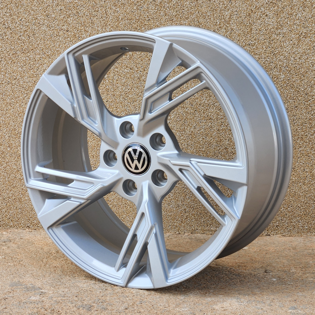 18X8 5X112 ET35 66.45 SILVER AUDI_RS_5452