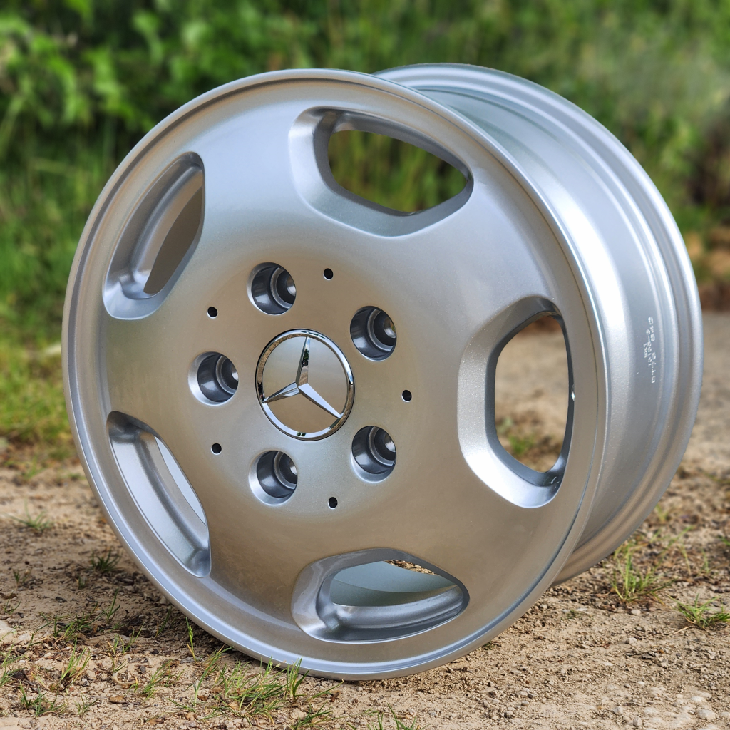 15X7 5X130 ET76 84 SILVER MERCEDES_5497
