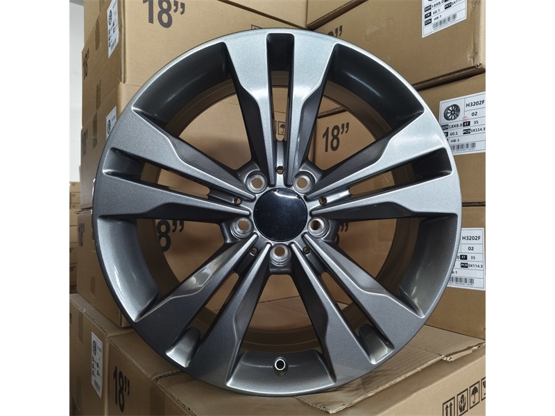18X7.5 5X112 ET52 66.5 GRAY MERCEDES_3297