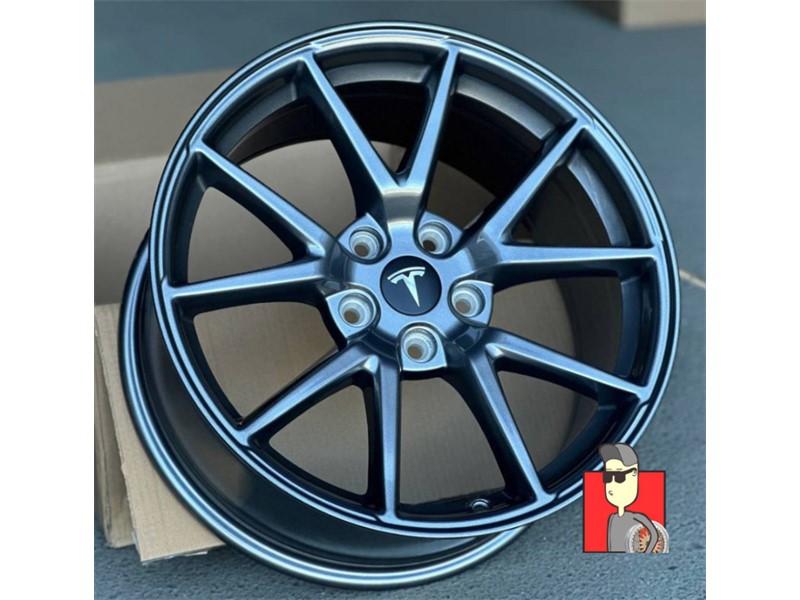 18X8.5 5X114.3 ET40 64.1 GUNMETAL TESLA_3328