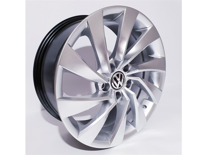 18X8 5X112 ET40 66.5 SILVER VW_ARTEON_ROSARIO_1072_537