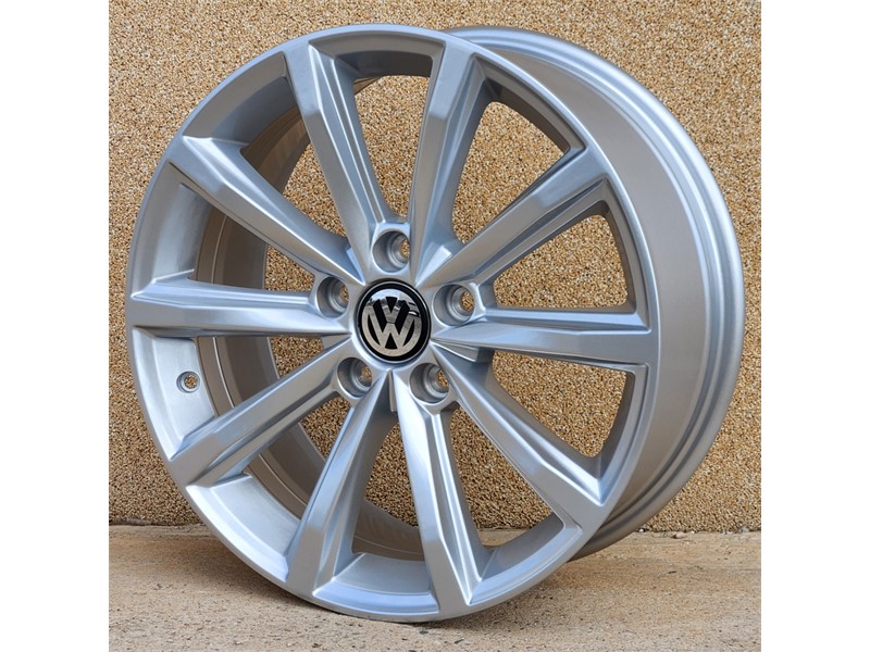 17X7 5X112 ET40 57.1 SILVER 0508NW VW PASSAT