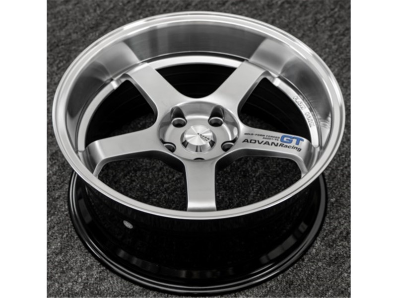 18X8 5X110 ET38 73.1 HYPER_BLACK JAPAN_RACING_JR3 512