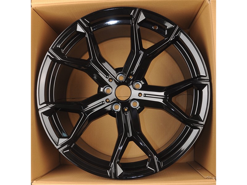 21X10.5 5X120 ET43 74.1 BLACK Zadnja za BMW_X6_959