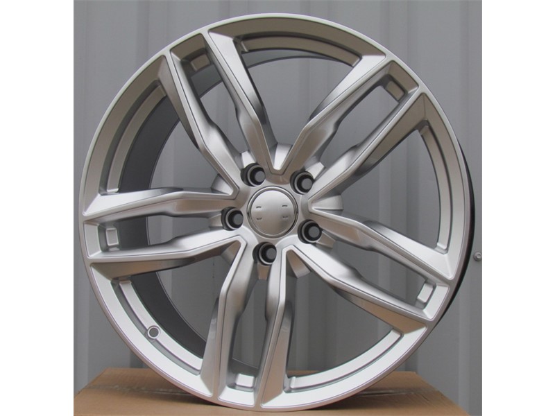 17X7.5 5X112 ET40 66.5 SILVER AUDI_RS_BK690